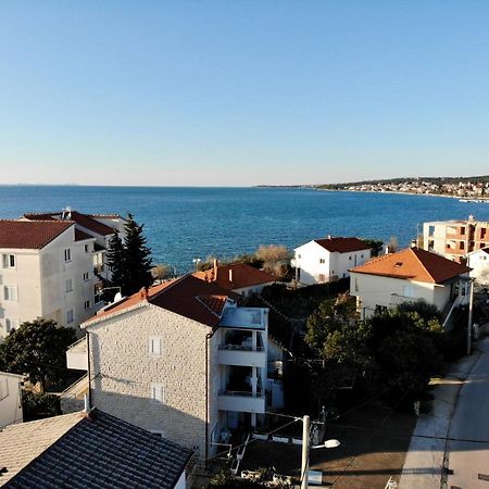 Apartman Lovre Zara Esterno foto
